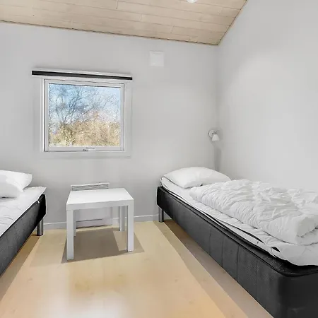 Feriehus In With Sauna *