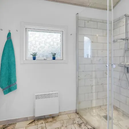 In With Sauna * Skaelskor